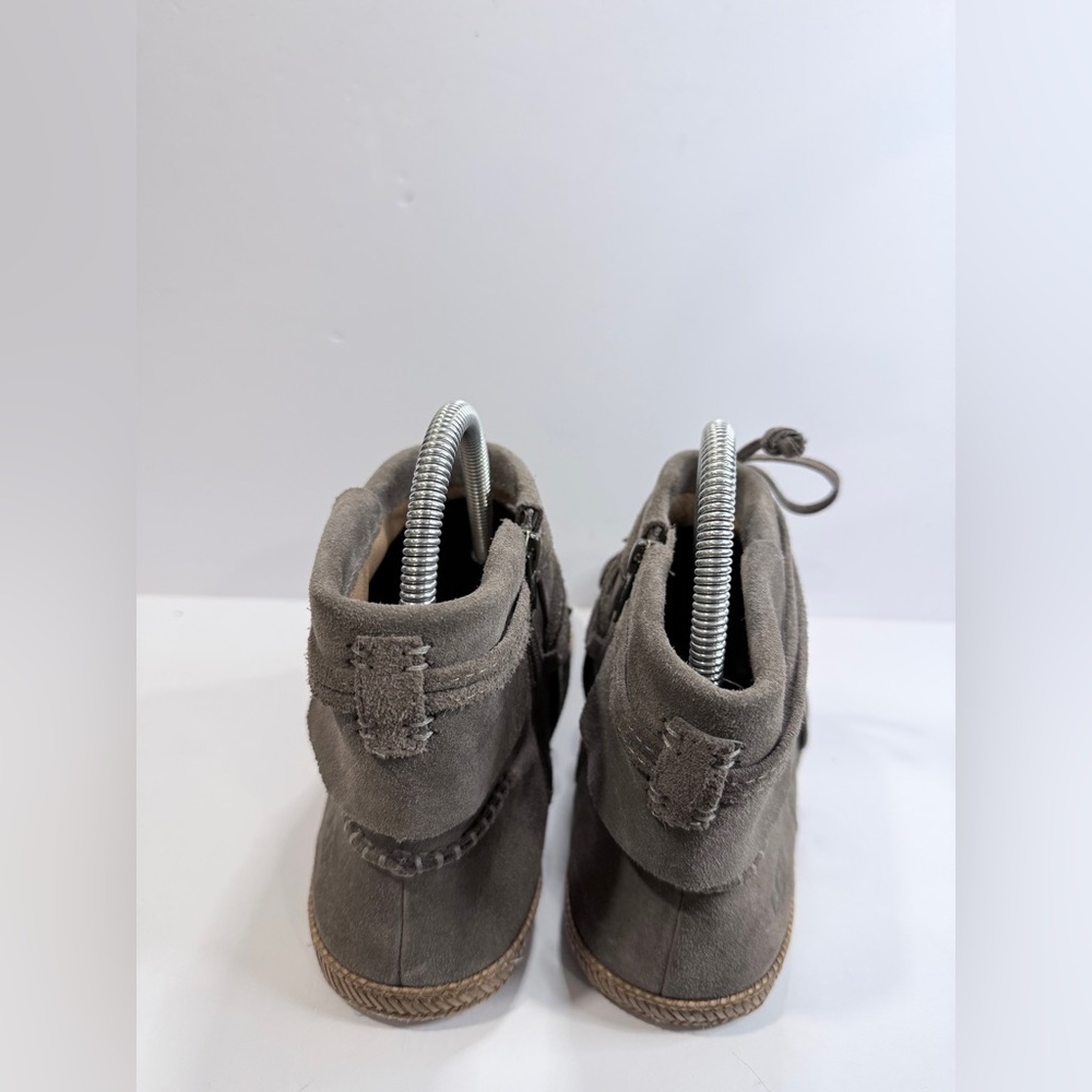 UGG Suede Ankle Boots Taupe Gray Women’s 10 Side Zip Lace Wrap - Picture 4 of 10